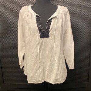 Larsen Gray Blouse V-Neck 3/4 Sleeve Tie Front Bib Collar Black White Size Large